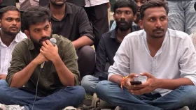 আটক দিপকে, বিক্ষোভের দায়িত্বে অজিঙ্কা শিন্ডে