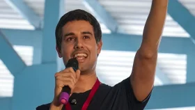 যন্তর মন্তর বিক্ষোভে যোগ দেওয়ার আগে ইউটিউবার ধ্রুব রাঠি আটক