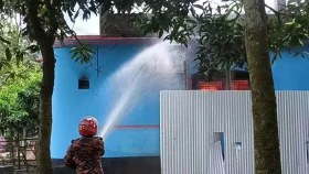 কলেজছাত্রহত্যা: গ্রেফতার ৩ আসামির বাড়িতে অগ্নিসংযোগ