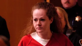 ব্যর্থ মৃত্যুদণ্ডের পর হাসপাতাল ছাড়লেন ক্রিস্টা পাইক, আবারও ফিরলেন কারাগারে