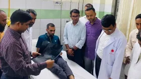 খুলনার সেই সাইফুলের চিকিৎসার দায়িত্ব নিলেন প্রধানমন্ত্রী