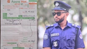 লাখ টাকায় আইফোন কিনে বাড়িতে নেওয়ার পরই গেলো পুলিশ