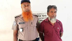 ৫০০ টাকার বাজিতে পাখি খেয়ে গ্রেফতার