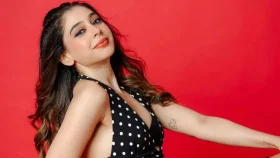 পরিচালকের সঙ্গে রাত কাটানোর প্রস্তাব, সিনেমা ছাড়লেন নায়িকা