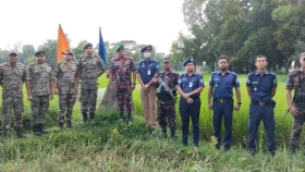 আটকের ১৫ ঘণ্টা পর দুই পুলিশকে ফেরত দিলো বিএসএফ
