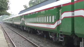 ভারত থেকে কেনা রেলের ১৮টি বগি বাংলাদেশে পৌঁছেছে, করা হবে পরীক্ষা