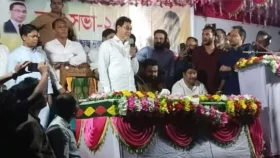 আমাদের দলের প্রার্থী পাস না করলে সেই ইউনিয়নে কোনও কাজ হবে না: চিফ হুইপ