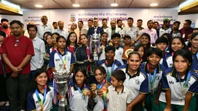 ছাত্রী ফুটবলে চ্যাম্পিয়ন জাতীয় বিশ্ববিদ্যালয়