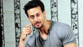 টাইগার শ্রফকে গুলি, গ্রেফতার ৩  