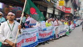 প্রধানমন্ত্রীর সফর ঘিরে চাকরিচ্যুত ব্যাংকারদের অবস্থান