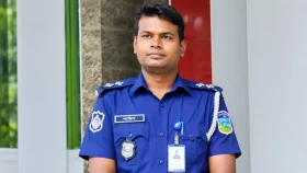 এসআইয়ের বিরুদ্ধে চাঁদা দাবির মামলা, ৯৯৯-এ ফোনে উদ্ধার ভুক্তভোগী