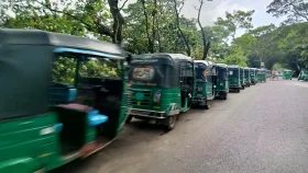তিন চাকার যানের দাপটে বাড়ছে দুর্ঘটনা, হাইওয়ে পুলিশ বলছে ‘অ্যাকশনে যেতে পারছি না’
