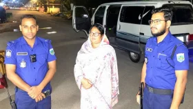 সীমান্ত দিয়ে ভারতে যাওয়ার সময় যুবলীগ নেত্রী আটক
