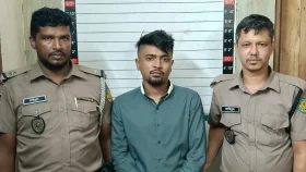 উত্তরায় ‘দে লাড়া’ কিশোরগ্যাং গ্রুপের মূলহোতা পিচ্চি সানি গ্রেফতার