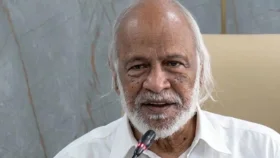 হাসপাতালে ভর্তি আবদুল মঈন খান