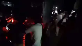 অটোরিকশার সঙ্গে বাসের সংঘর্ষে দুজন নিহত: বাসে আগুন, মহাসড়ক অবরোধ
