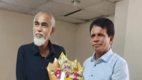 সংকটাপন্ন অবস্থায় কিংবদন্তি রেফারি মনসুর আজাদ