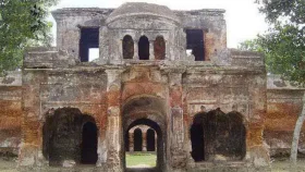 নেই রাজা ও রাজ্য, তবু দাঁড়িয়ে সীতারাম রায়ের রাজবাড়ি