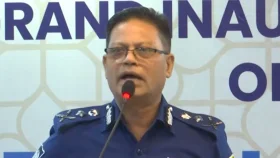 মোরাল পুলিশিংয়ের অভিযোগে ১০১ নাগরিকের বিবৃতি: আইজিপির কড়া প্রতিক্রিয়া