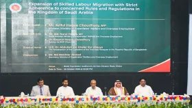 আকামার মেয়াদ শেষ হলেও সৌদিতে প্রবেশের সুযোগ পাবেন প্রবাসীরা: মন্ত্রী