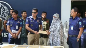 হারিয়ে যাওয়া ১০৭টি মোবাইল উদ্ধার করেছে পুলিশ
