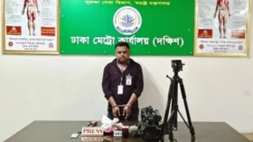 সাংবাদিক না হয়েও গাড়িতে ‘প্রেস’, ৫২০০ ইয়াবাসহ গ্রেফতার