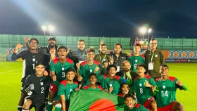 টাইব্রেকারে সিঙ্গাপুরকে হারিয়ে শেষ ষোলোতে বাংলাদেশ