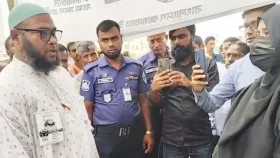 ঠাকুরগাঁও-১ আসনের ভোটকেন্দ্রে জামায়াত নেতাকে জরিমানা