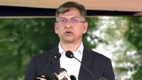 ‘সরকারের প্রধান অগ্রাধিকার হচ্ছে আইনশৃঙ্খলা নিয়ন্ত্রণের মাধ্যমে স্বস্তি দেওয়া’
