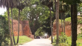 সীমান্তের ওপারে ইতিহাসের প্রাচীন তোরণ, কোতওয়ালী দরজা