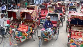 ব্যাটারিচালিত রিকশা চলাচলে ফি নির্ধারণ 