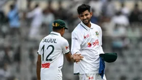 নাঈমের ঘূর্ণিতে ওয়েস্ট ইন্ডিজের ধস, ২৭ রানের লিড বাংলাদেশের