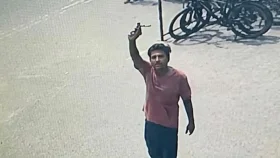 ভাইয়ের সাথে কথা বলো, ছেলেপুলে পাঠালে চাঁদা ৫০ লাখ থেকে ১ কোটি হয়ে যাবে