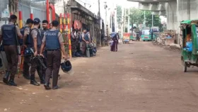 এবার আশুলিয়ায় অন্তত ৩০ কারখানায় ছুটি ঘোষণা