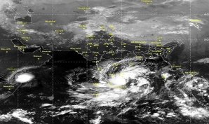 এগিয়ে আসছে ঘূর্ণিঝড় রোয়ানু