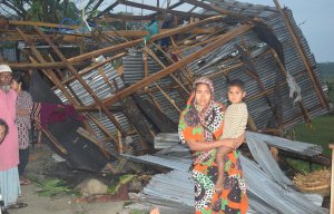 ভোলায় ঘূর্ণিঝড়ে অর্ধশতাধিক ঘর বিধ্বস্ত, আহত ৫