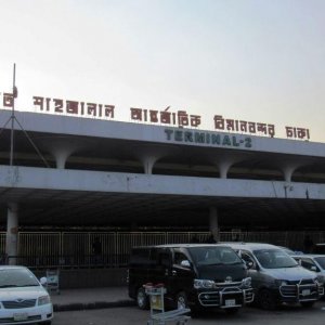 বিমানবন্দরের ভল্টের তালা ভেঙে র‍্যাবের জন্য আনা অস্ত্র ‘চুরি’