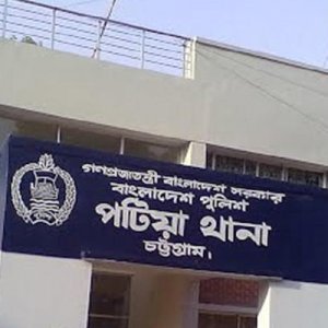 বৈষম্যবিরোধী নেতাকর্মীদের সঙ্গে পুলিশের সংঘর্ষ-লাঠিপেটা, আহত ১০