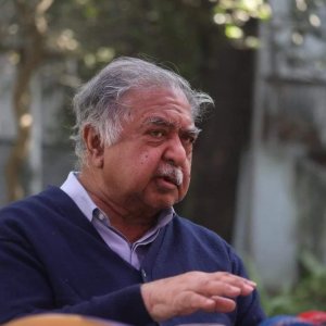 শারীরিক অসুস্থতা নিয়ে হাসপাতালে ড. কামাল হোসেন 