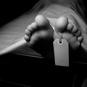 মগবাজারে কমিউনিটি মেডিক্যালে ‘ভুল চিকিৎসায়’ নারী শিক্ষার্থী মৃত্যুর অভিযোগ