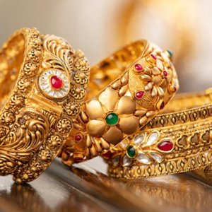 দেশের বাজারে আবারও কমলো স্বর্ণের দাম
