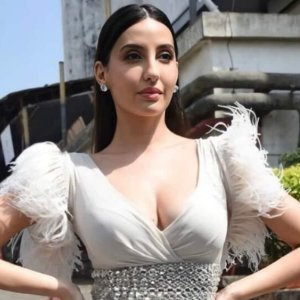 আহত নোরা: মদ্যপ অবস্থায় গাড়ি চালানোর অভিযোগ