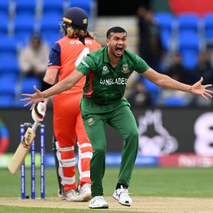 বিসিবির কেন্দ্রীয় চুক্তি প্রকাশ, তাসকিনের অবনতি