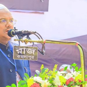 ‘তারেক রহমানের প্রত্যাবর্তন রাজনীতিতে ইতিবাচক প্রভাব রাখবে বলে আশা করি’
