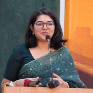 সাবেক ‘হিট অফিসার’ বুশরাকে দুদকের জিজ্ঞাসাবাদ