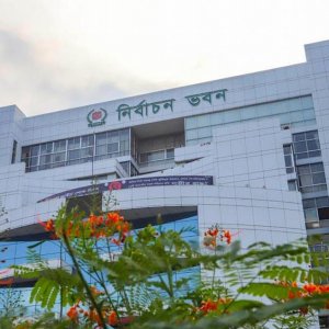 ইসি সচিবের ‘অপ্রত্যাশিত আচরণে’র ইলেকশন অফিসার্স অ্যাসোসিয়েশনের ক্ষোভ