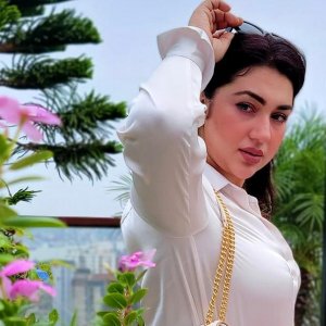 কক্সবাজার উৎসবে সেরা অভিনেত্রী অপু বিশ্বাস