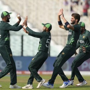 বিশ্বকাপ বয়কট আলোচনার মধ্যেই বিমানের টিকিট বুক করেছে পাকিস্তান 