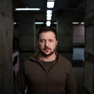 ইরানি ড্রোন হামলা মোকাবিলায় আমিরাতকে সহযোগিতার প্রস্তাব জেলেনস্কির