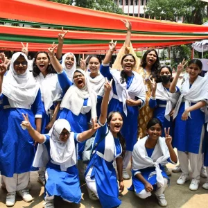 জিপিএ ৫-এ এগিয়ে ছাত্রীরা